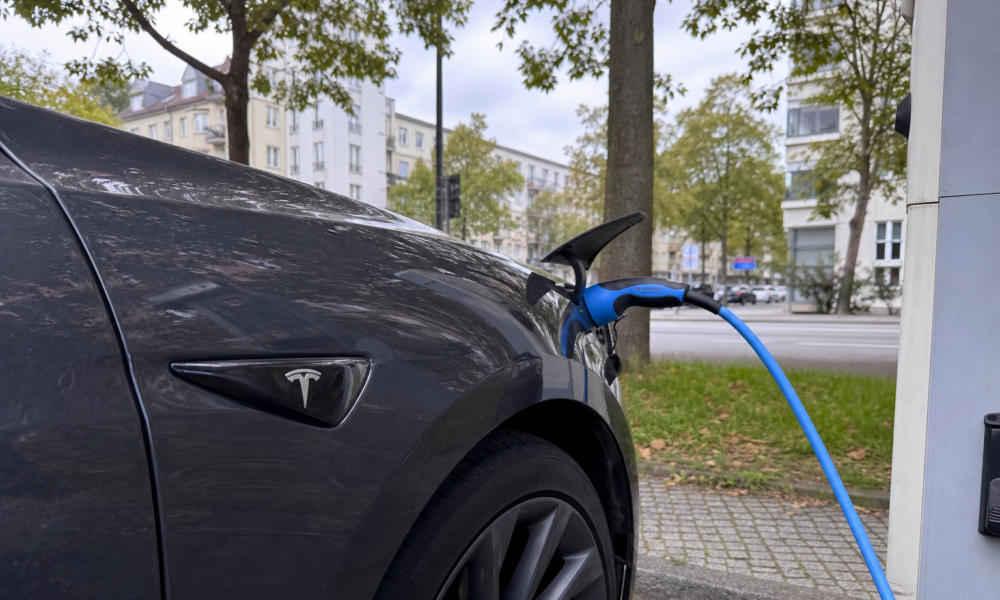 Tysk studie: Elbilstøtte på 3 milliarder euro gjorde elbilene dyrere, ikke billigere