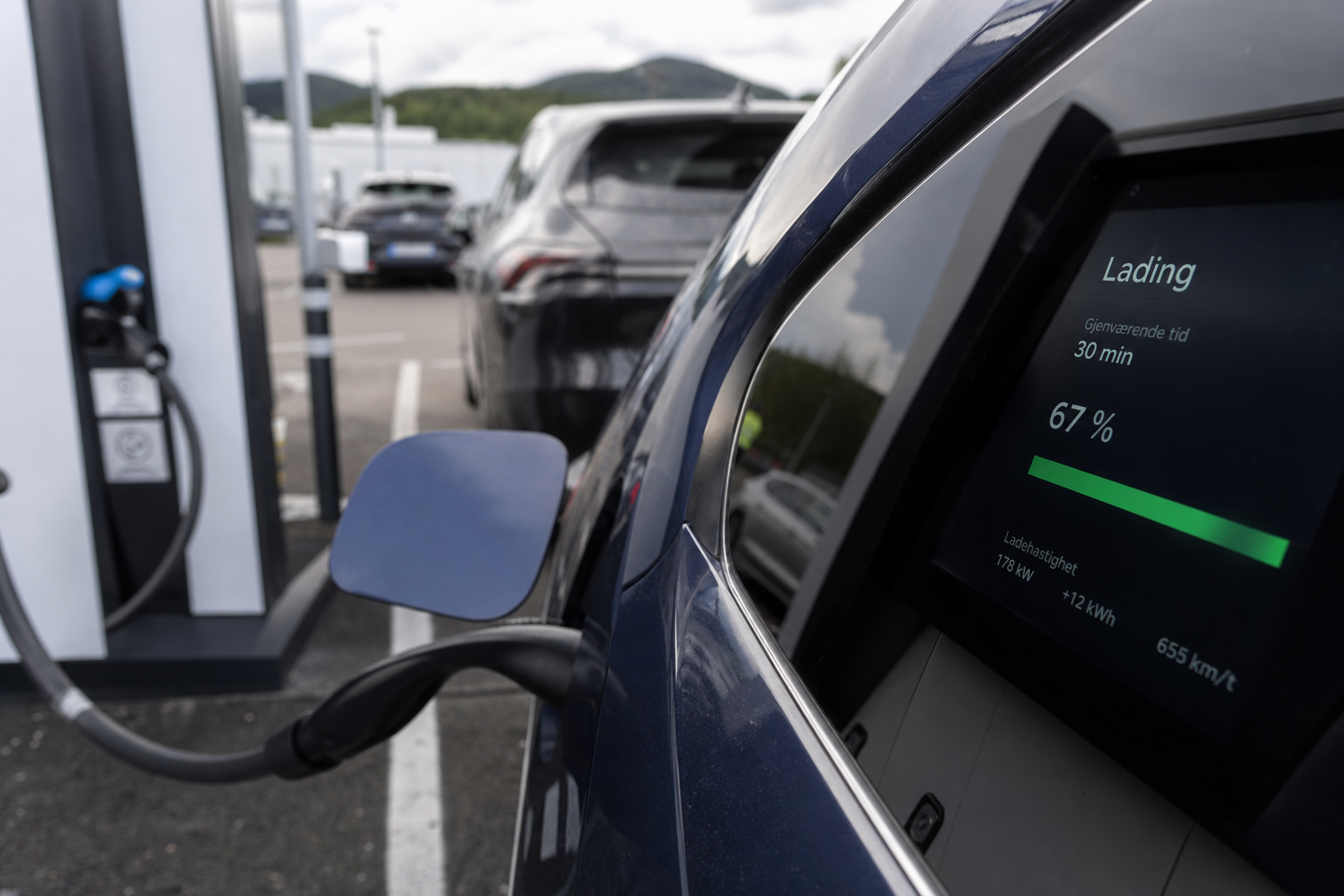 Batterikostnadene stupte 35 prosent: Ny tysk studie forklarer hvorfor elbilprisen din står stille
