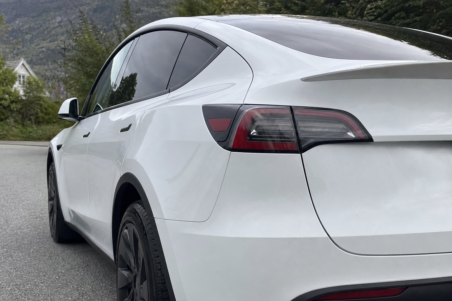 Elbil slår Dacia og Renault: Tesla Model Y ble Europas mest solgte bil i juni