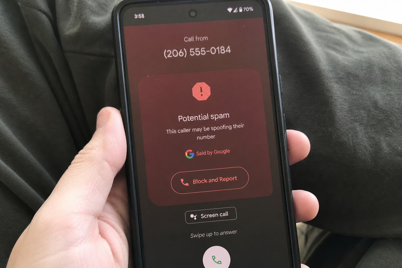 Google Phone slår alarm når svindlere later som de er kontaktene dine