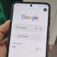 Google oppdaterer AI Mode: Nå kan du endelig søke i samtalehistorikken din