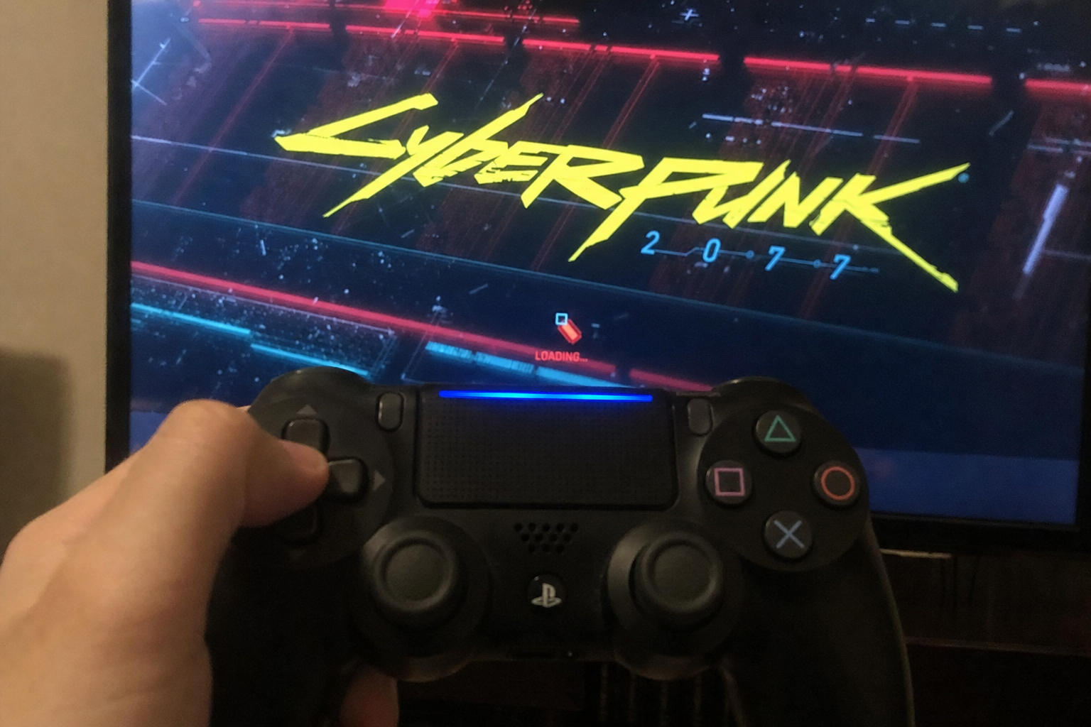 Fra skandalelansering til 40 millioner solgte: Cyberpunk 2077 er nå et av tidenes mestselgende spill