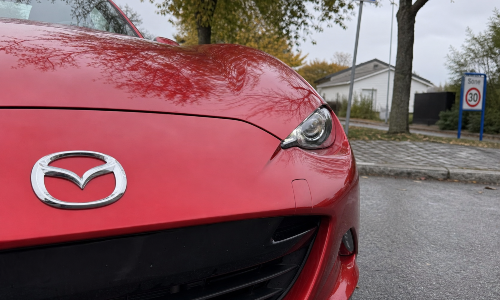 Mazda-sjef bekrefter: Ikoniske MX-5 Miata blir elektrisk - og får en ny halo-bil over seg