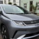 BYD snur strategi og angriper VW og Tesla i hjertet av Europa: Åpner fysiske forhandlere i Tyskland