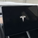 Brukt-Tesla mister selvkjøringen etter salg: Slik kan Teslas nye regler ta norske kjøpere på senga