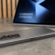 Endelig gjennombrudd for Samsung: Slik får nye Galaxy-telefoner større batteri uten mer volum