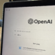 OpenAI om ChatGPT: «Tenker bedre enn en lege» - men egne vilkår forbyr diagnose