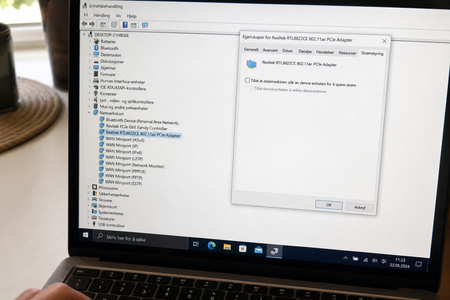 Windows bremser Wi-Fi-en din i det skjulte: Slik slår du av sperren