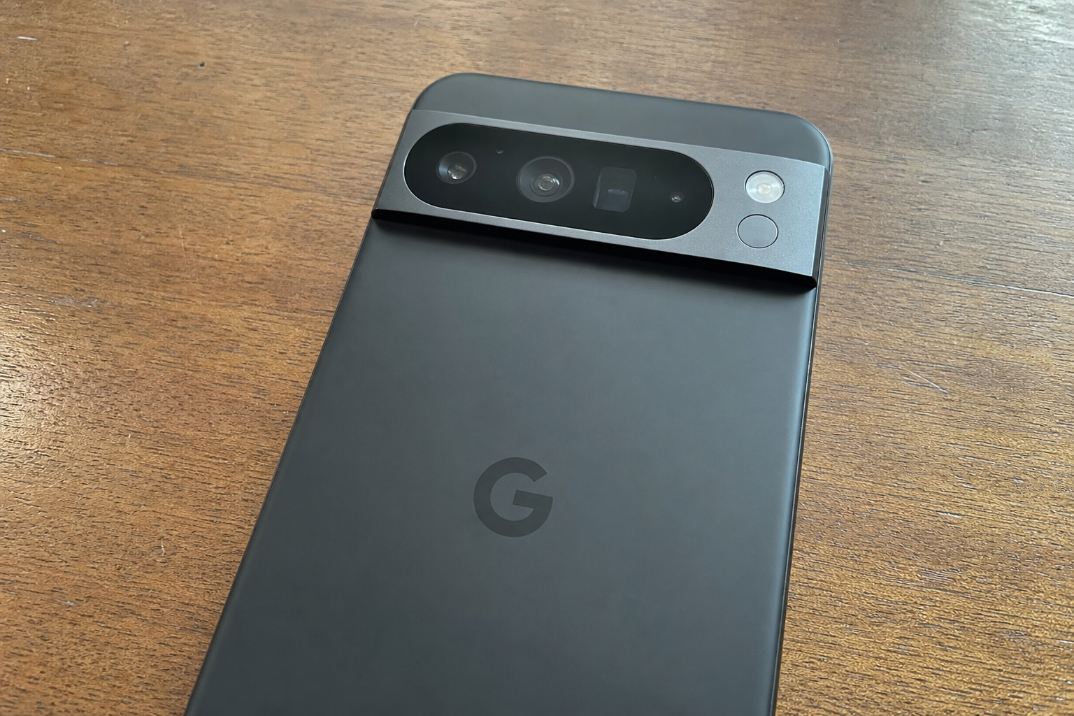 Google Pixel 11 lanseres 12. august: FCC-lekkasje avslører Tensor G6 på 2nm