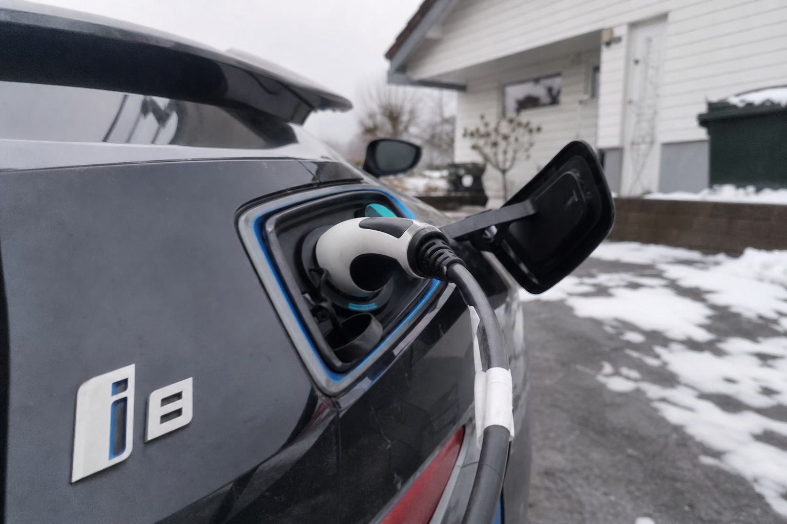 BMW i8 og M3 nederst pa lista: Slik ser den brutale verksteddataen ut for tyske biler