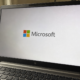 Microsoft-sjefen advarer: 'Selskaper som stoler blindt på én AI-leverandør vil ikke overleve'