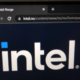 Intel permitterer i datasenteret til tross for rekordvekst: Aksjen har steget 163 prosent i år