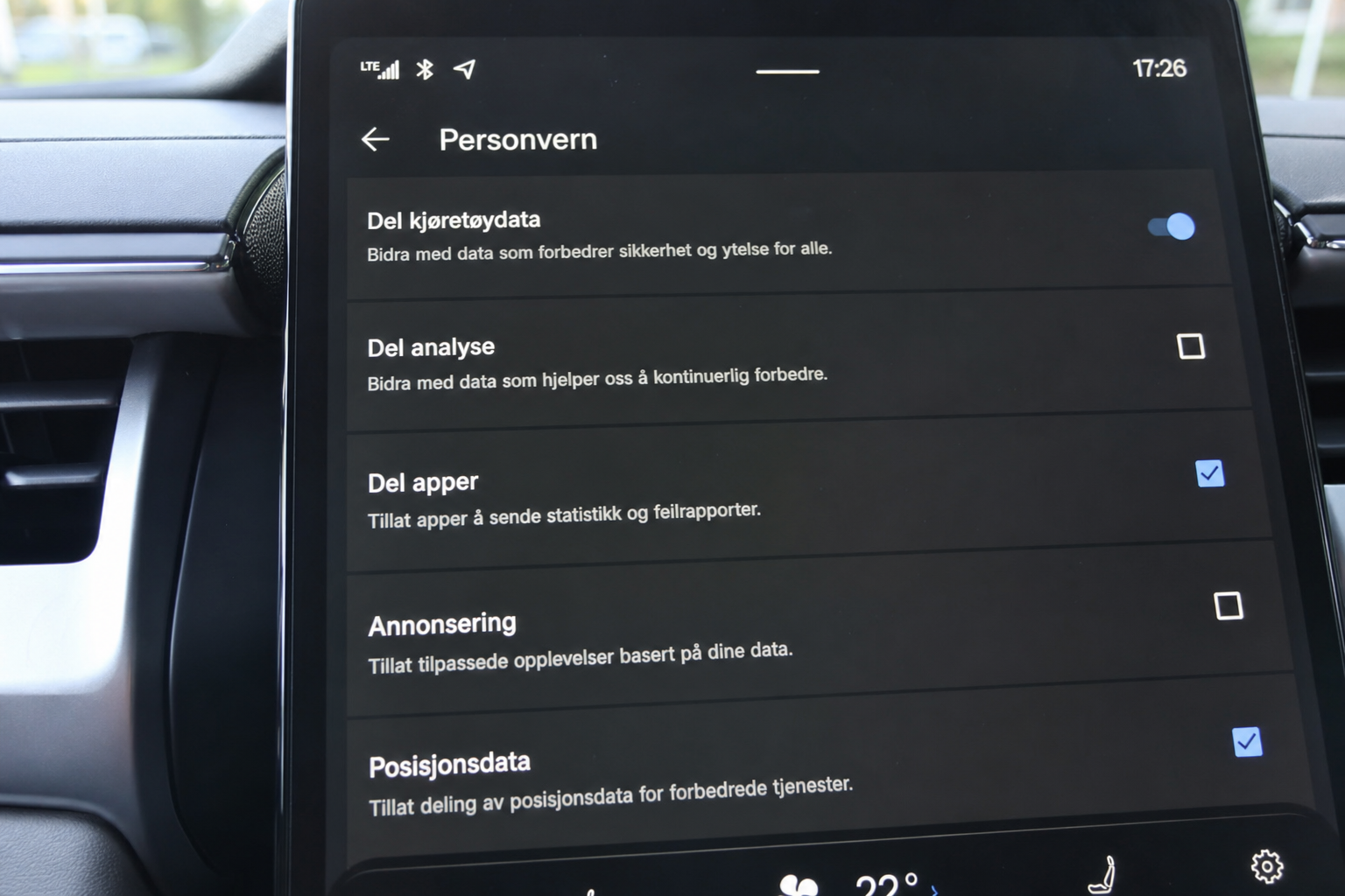 Bilen sporer turene dine: Slik stopper du datadelingen i Tesla, VW og Hyundai
