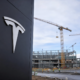 Musk planlegger verdens største bygg: Terafab skal produsere hjerner til Teslaer og roboter