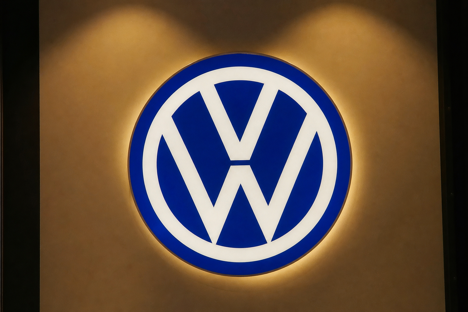 Brukt elbil under 20.000 euro: Disse fellene bør du kjenne på VW ID.3 og Tesla