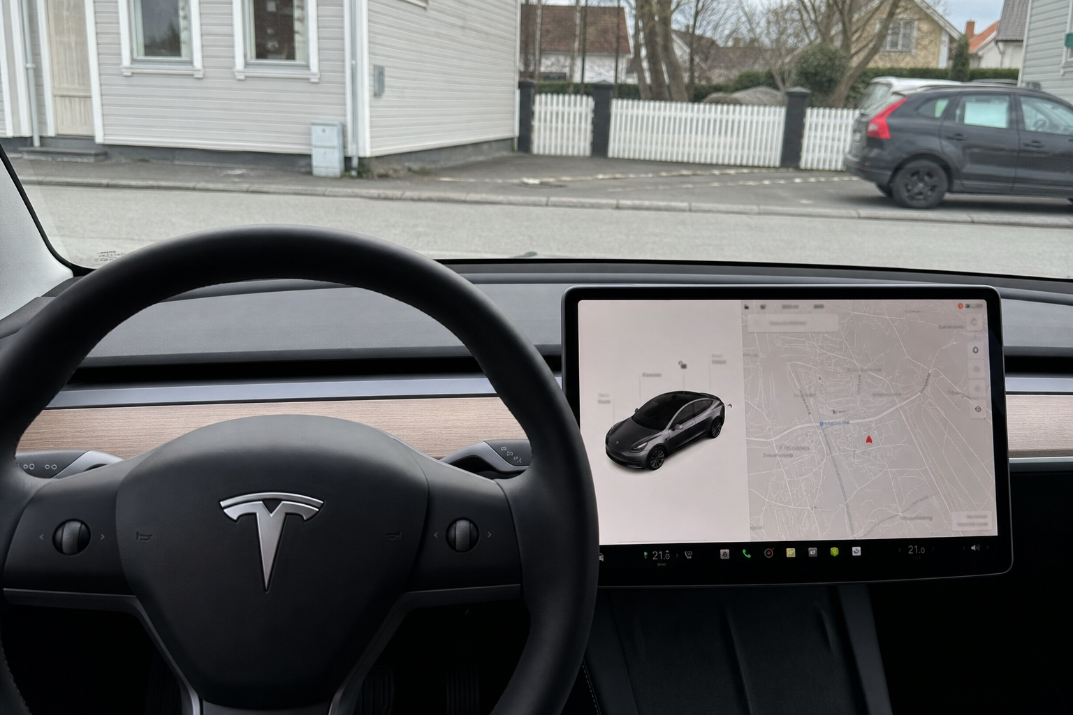 Tesla lar ikke lenger sjåføren sette fartsgrense i FSD: Autopiloten bestemmer alt selv