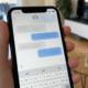 Ny undersøkelse: 27 prosent sniker seg inn på partnerens telefon, og de aller fleste vet allerede koden