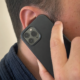 Stemmen i telefonen er en maskin, ikke sønnen din: Slik avslører du AI-svindel