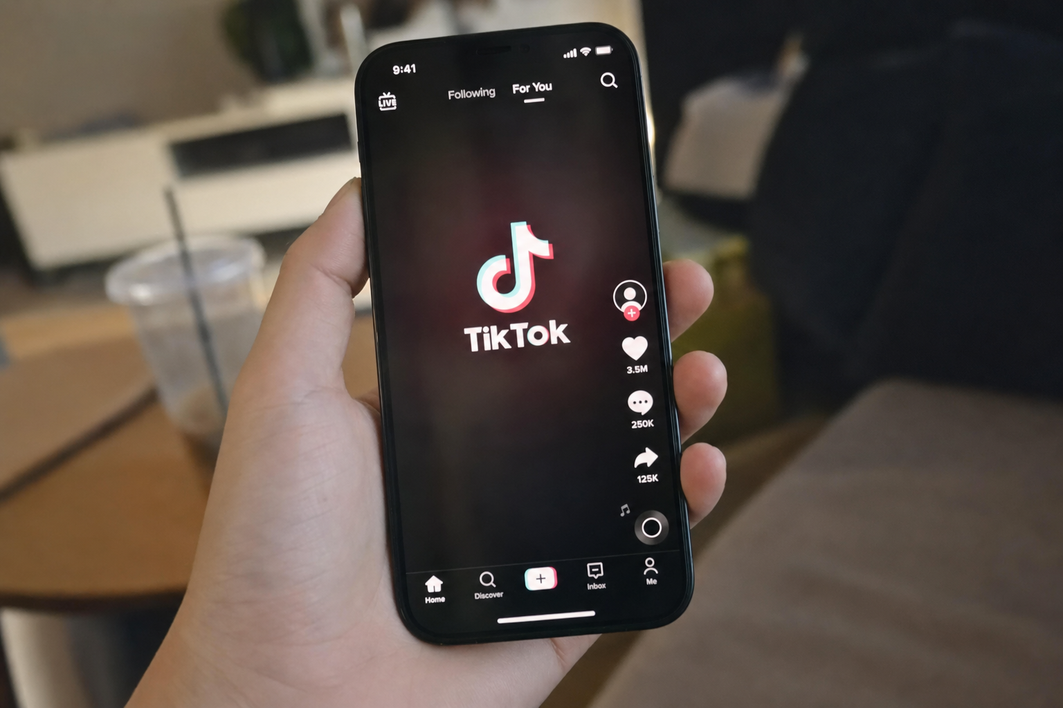 Tolv drept på fem dager: Britiske myndigheter krever tiltak mot dødelig TikTok-trend