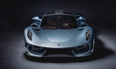 Hennessey Blackbird: Ingen skjerm, hybrid eller turbo, men manuelt gir og fysisk nøkkel