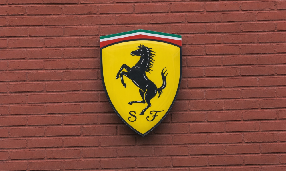 Ferrari Luce chassis 0 knuste takstene i Monterey: Dyreste nye bil på auksjon noensinne