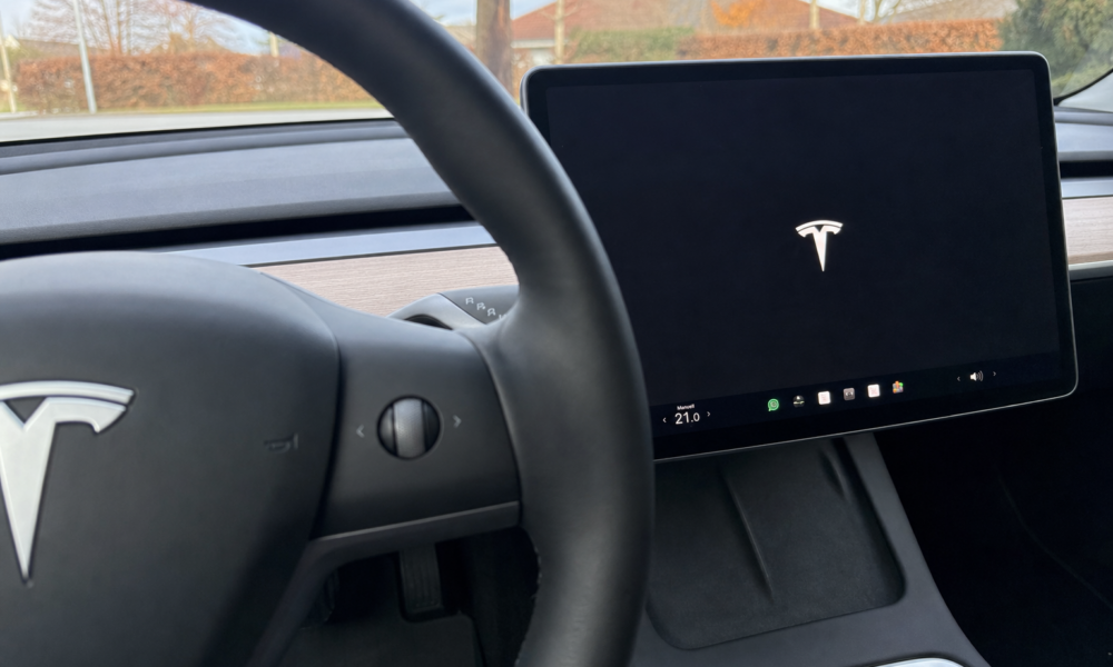 Polsk Tesla-eier byttet ut HW3 med HW4 på egenhånd: Hvorfor gjør ikke Tesla dette for kundene?