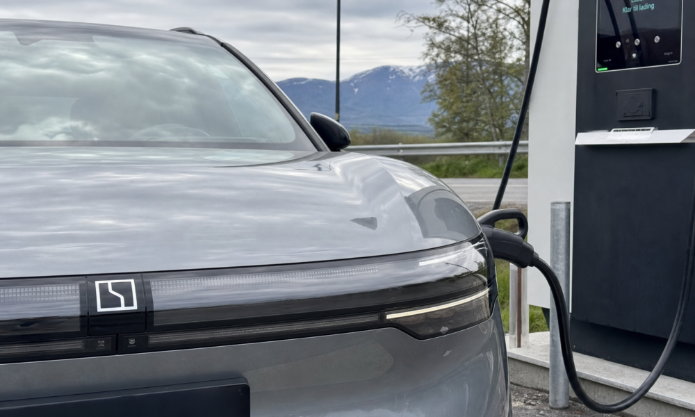Zeekr 7X med 200.000 bestillinger slår Tesla på lading: Kinas nye elbil-stjerne er her