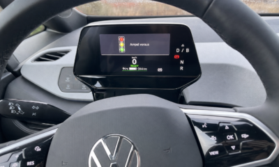 VW ID.3 Neo stopper av seg selv ved rødt lys: Endelig hjelper elbilen i kø