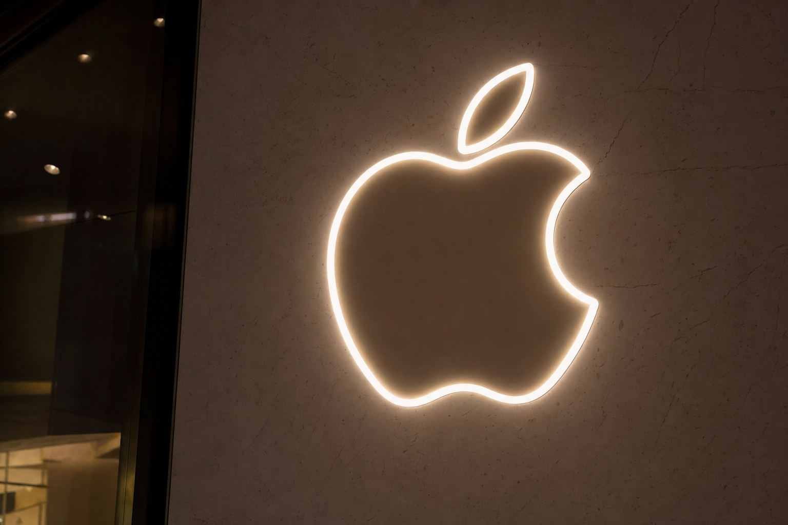 Apple satser stort på Ultra: Tre nye toppmodeller kan komme allerede i september