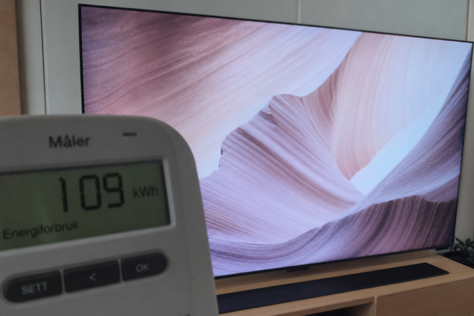 Smart-TV-en din koster deg mye mer enn innkjøpsprisen: Slik ser den skjulte strømregningen ut