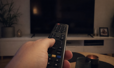Smart-TV-en kan lytte på alt i stuen: To enkle innstillinger stanser det