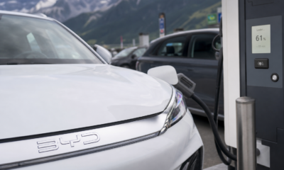 Kinesisk elbil-bølge skyver Tesla til side: Nå er hver tredje nye bil i Sveits elektrisk