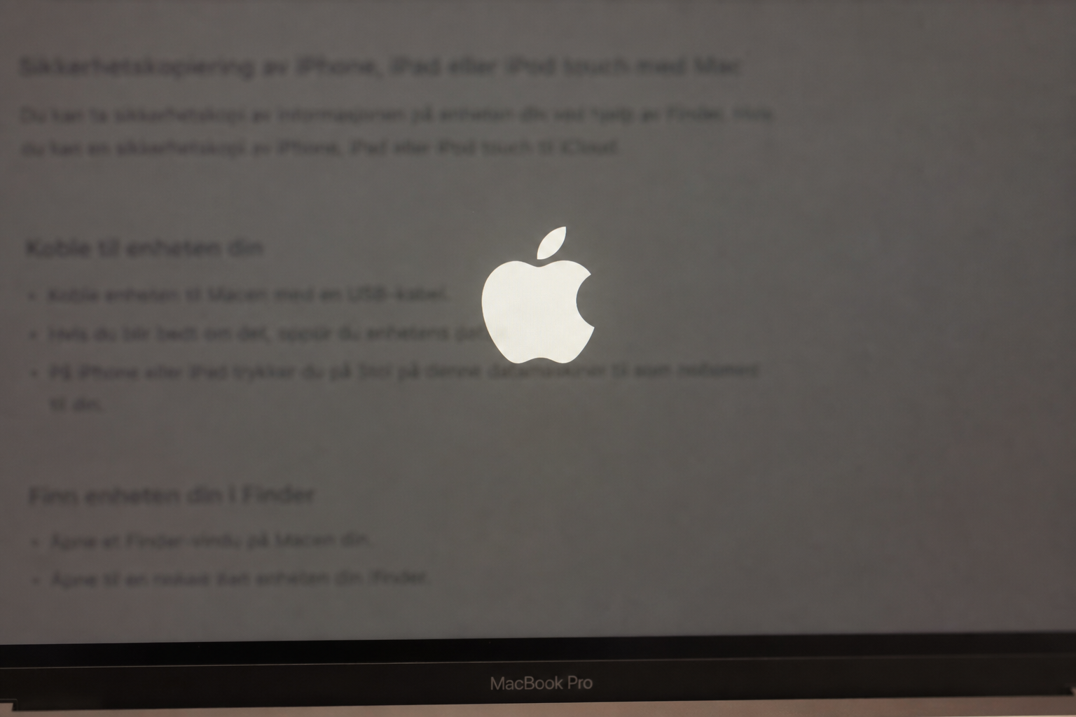 Apple nekter å gi etter: Sender ny rettsklage mot britisk krav om bakdørstilgang til iCloud