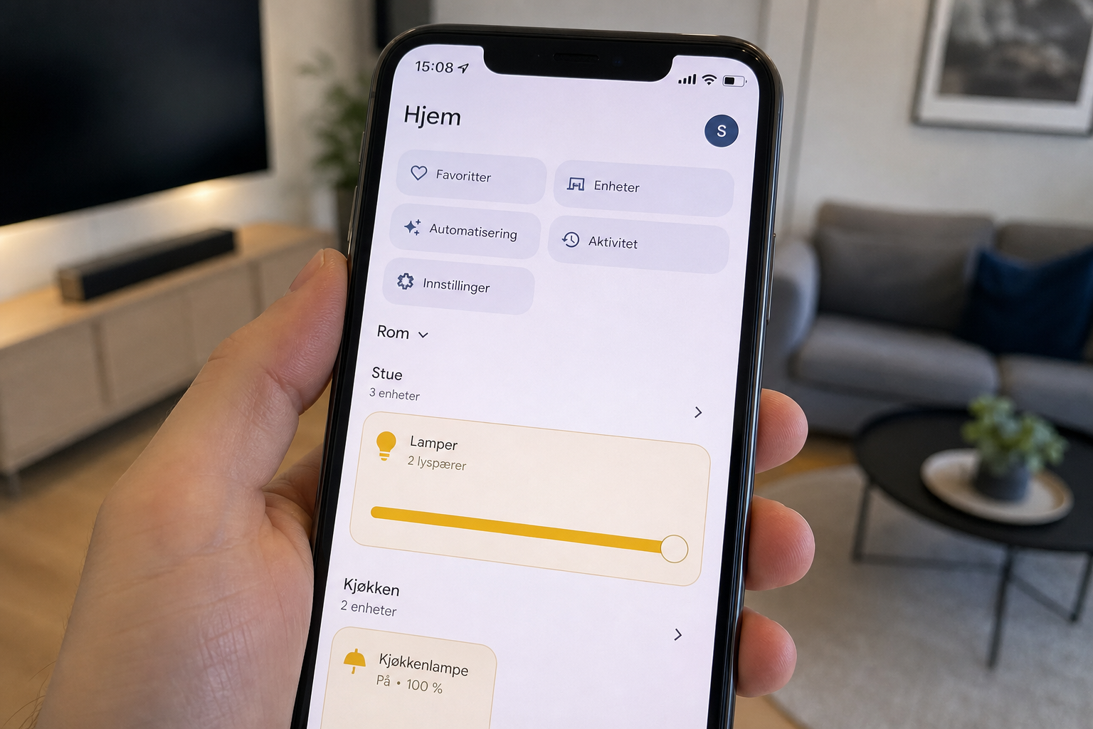 Åpner du Google Home-appen på iPhone: Smartlysene slår seg på av seg selv