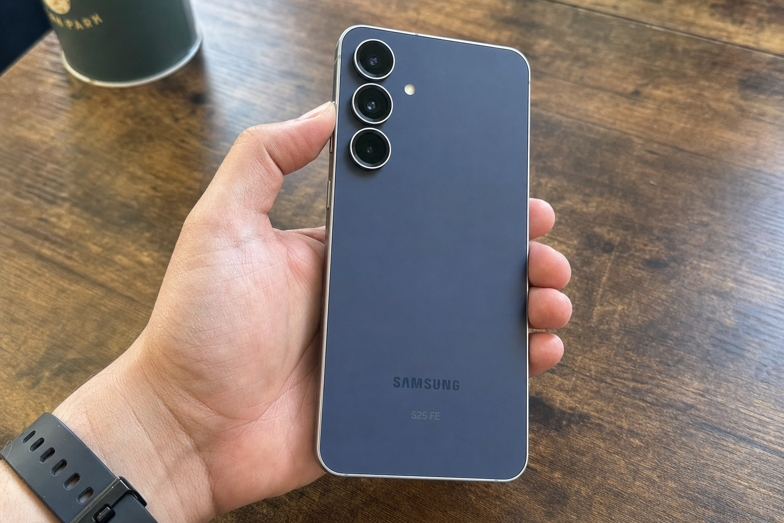 Paradoks fra Samsung: Billigere Galaxy-modell får oppdateringer lenger enn den dyrere toppmodellen