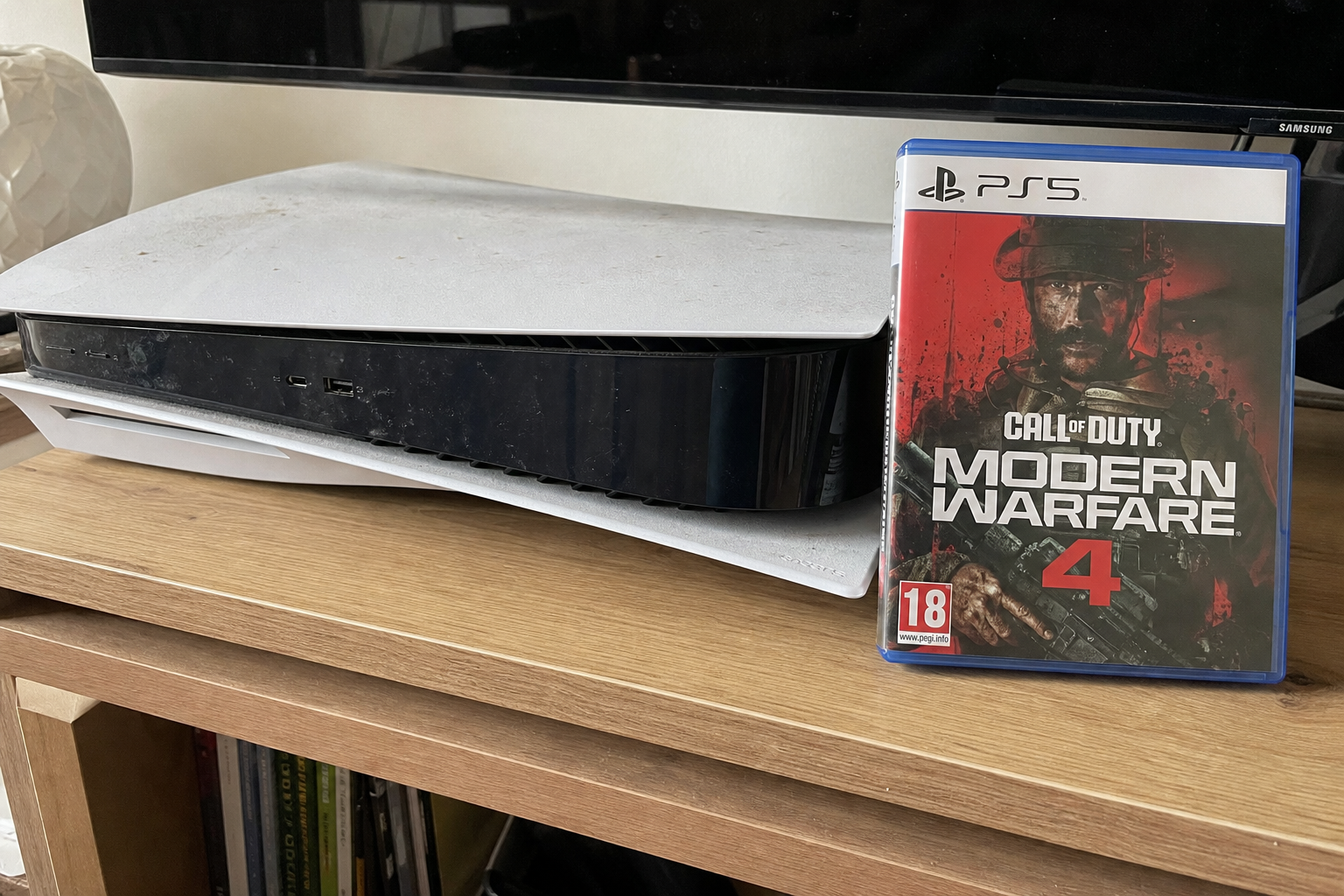 Modern Warfare 4-preloaden åpner klokken 18: Slik får du tidlig tilgang før fredag