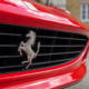 Ferrari merker generasjonsskiftet: Millennials og Gen Z er nå de største kundene