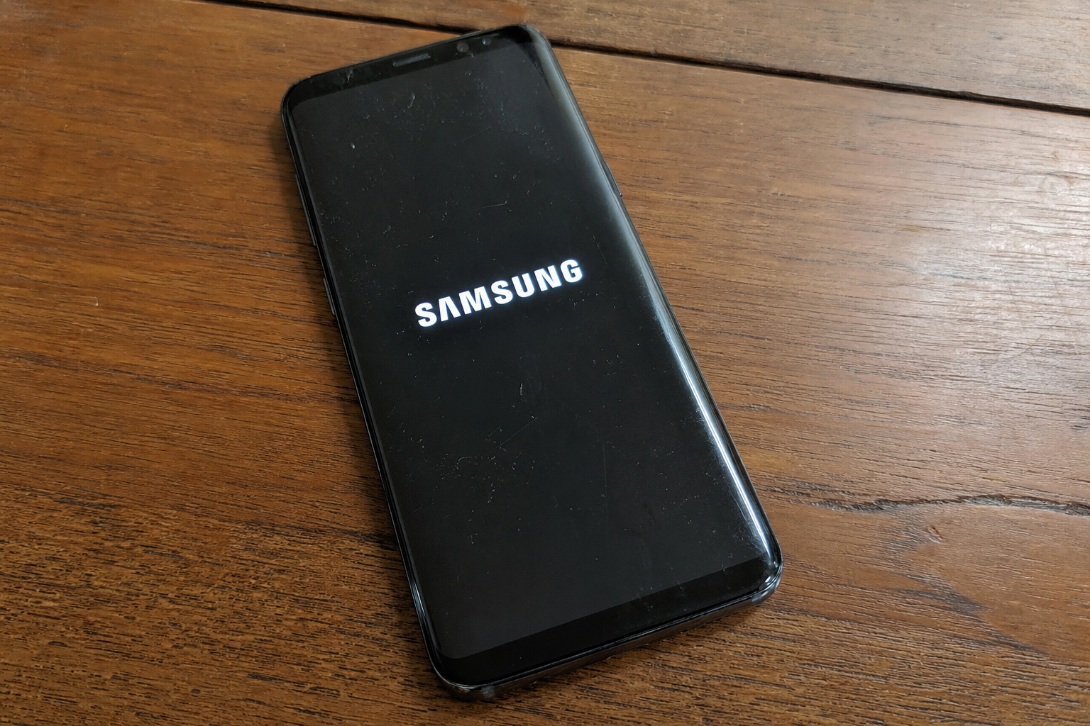 Gammel Samsung-telefon du trodde var ferdig får uventet oppdatering verden over
