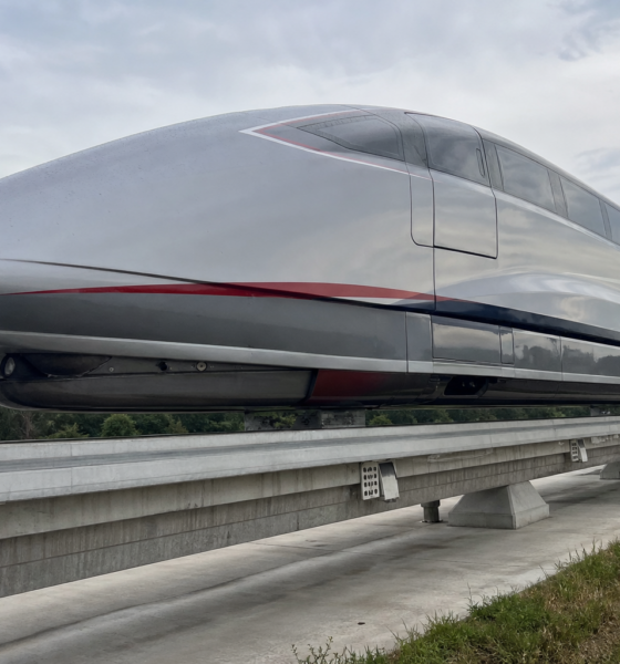 Kina sprenger rekorder på testbane: 1,1 tonn akselerert til 800 km/t på under seks sekunder