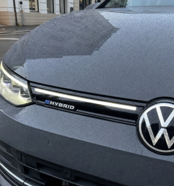 Golf og T-Roc er endelig fullhybrid: VW angriper Renault og Toyota med to nye modeller
