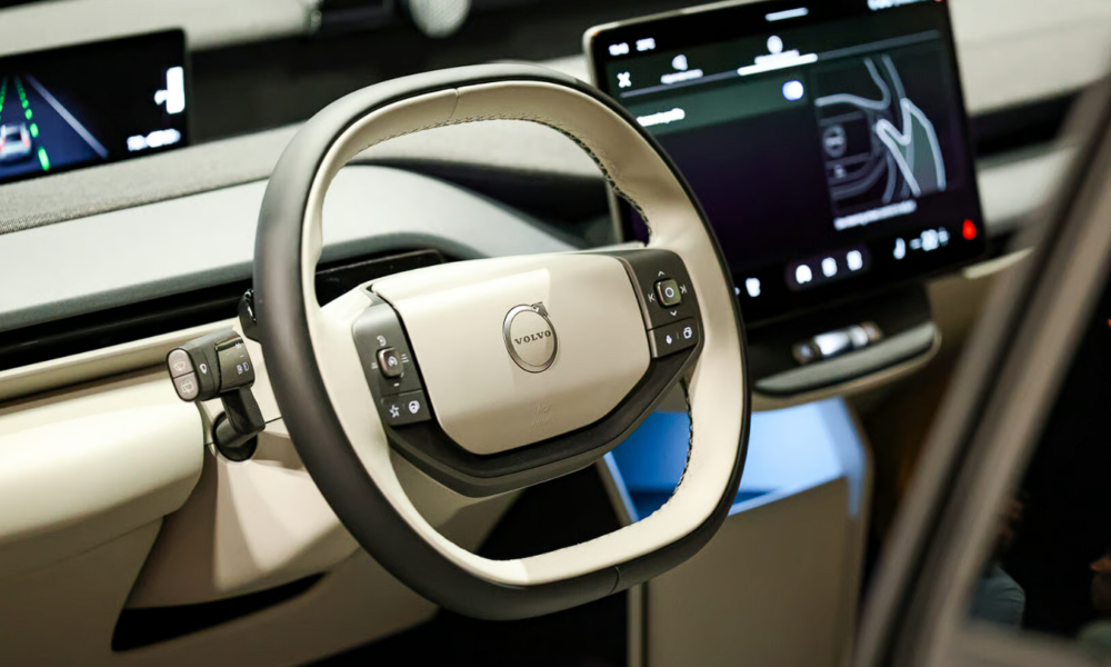 Volvo EX50 meldes klar til 2027: Ny elbil-SUV bygges i Slovakia og skal utfordre Tesla Model Y