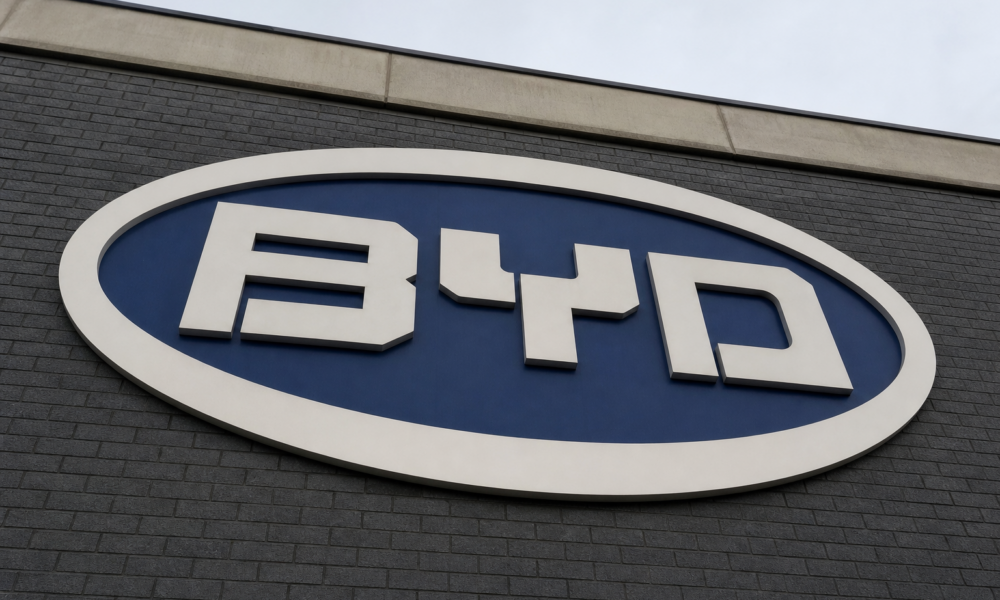 BYD og Xpeng utfordrer Tesla med egne lynlade-nett i Europa: Slik endres kartet