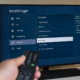 TV-en din overvåker hva du ser på og selger dataene til annonsører: To innstillinger du bør endre nå