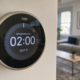 Vintertiden trer i kraft natt til 25. oktober: Slik hindrer du at smart-lys og termostat starter en time feil