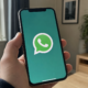 Disse tingene bør aldri sendes på WhatsApp: Én melding kan gi svindlere tilgang til alt
