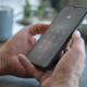 Fingeravtrykket ditt er ikke like trygt som du tror: Dette er den faktisk sikreste låsen på telefonen din