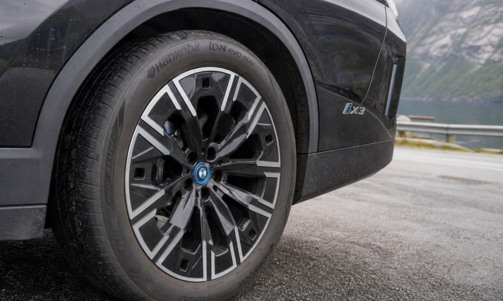 BMW iX3 knuser sin egen rekord: 749 km på én lading med mindre hjul