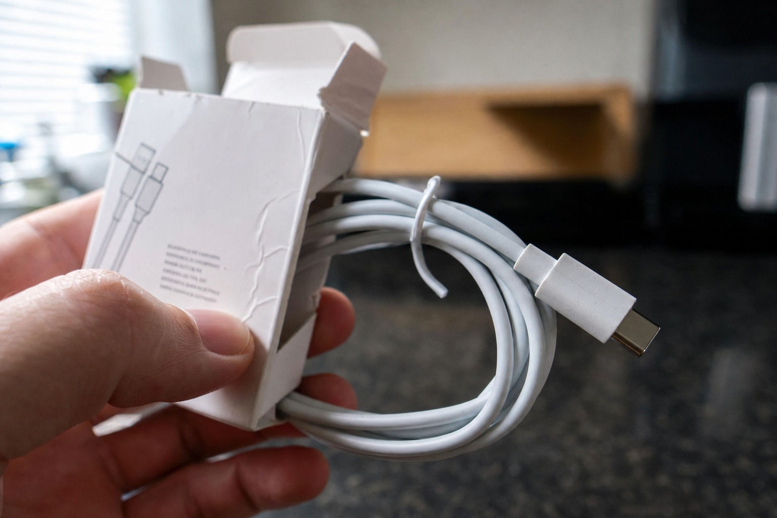 Billig USB-C-kabel fra nettbutikk kan ødelegge telefonen din: Én merking avslører om den er trygg eller farlig