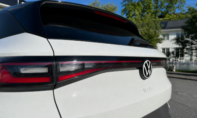 Bare 94 av 13.451 valgte fossilbil i august: Volkswagen ID.4 slo Toyota bZ4X til topps