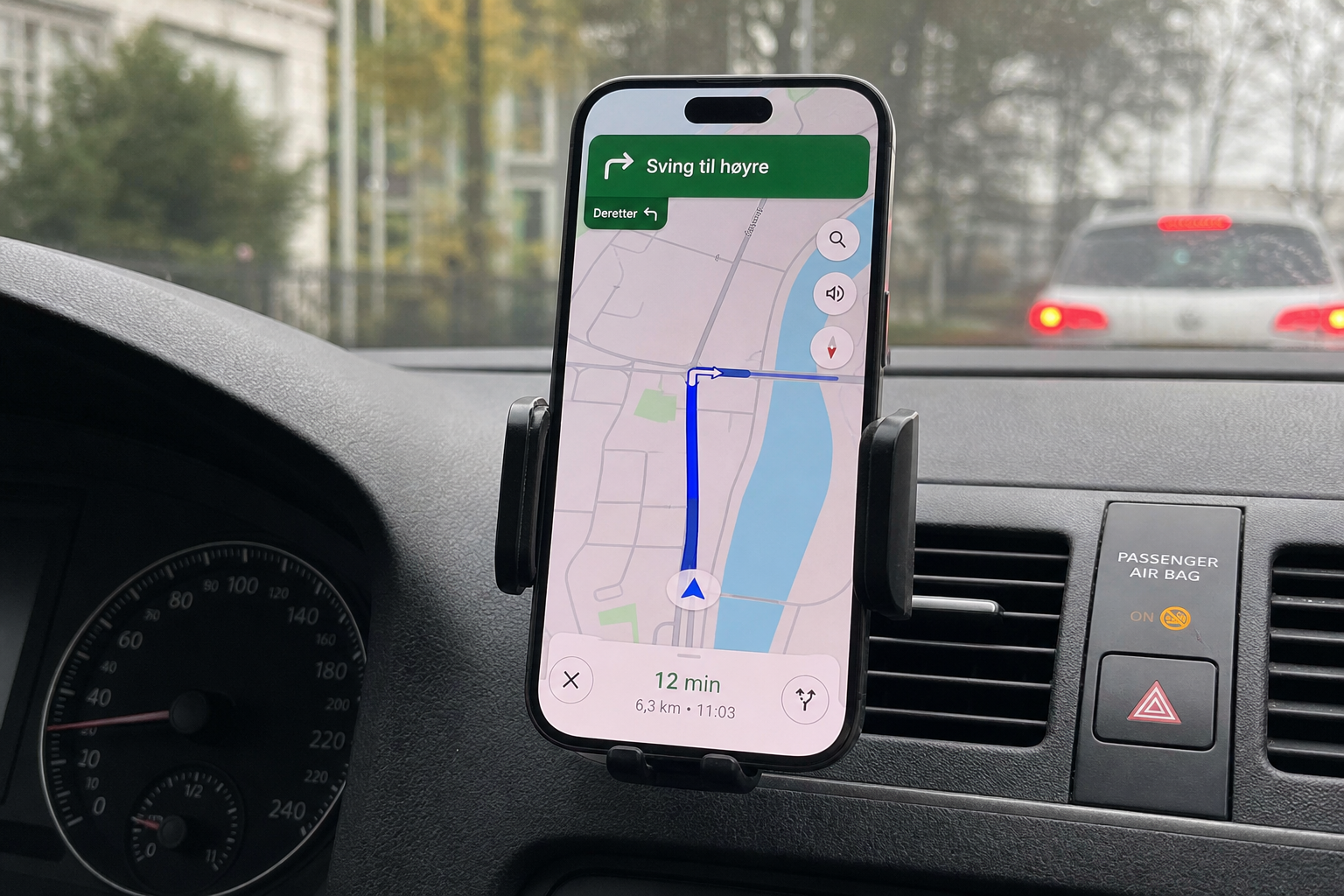 Ny IIHS-studie av 17.000 krasj: Kjøreappen din fanger mobilbruk politiet aldri får med